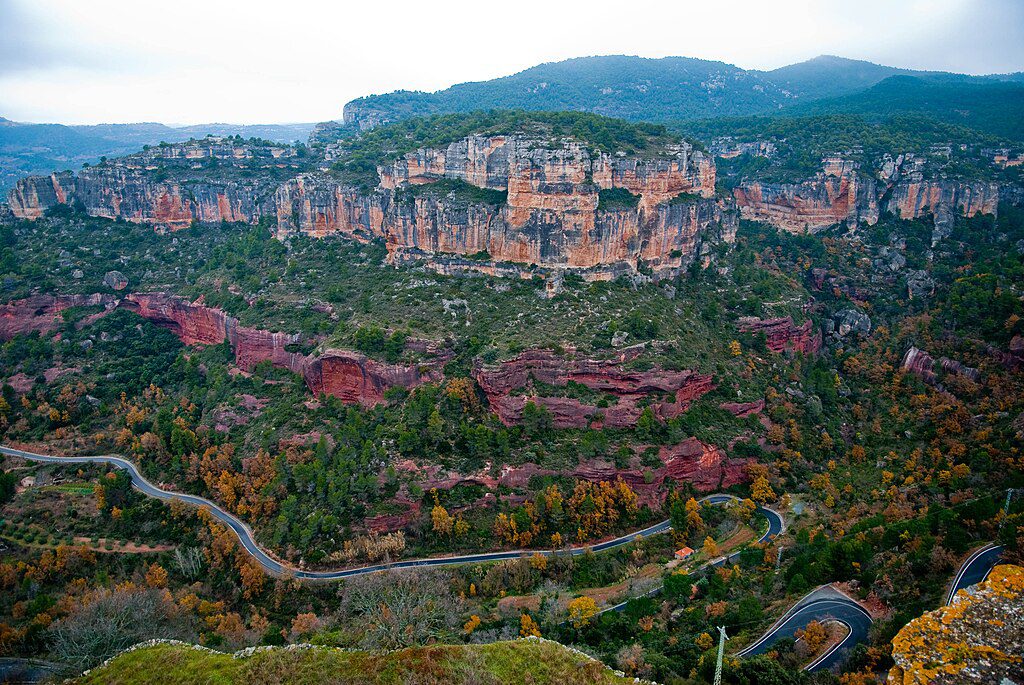 Siurana, Spain || Technical slab climbing below a medieval hill town || https://www.thecrag.com/en/climbing/spain/siurana