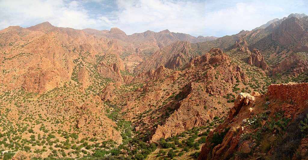 Souss Valley, Morocco || Limestone crags scattered through rural farmland || https://www.thecrag.com/en/climbing/morocco/haut-atlas
